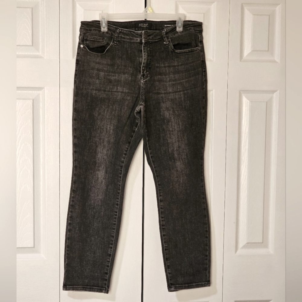 Judy Blue Black Denim Women's jeans